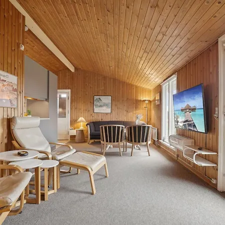 Siri - 400m From The Sea By Interhome Feriehus *