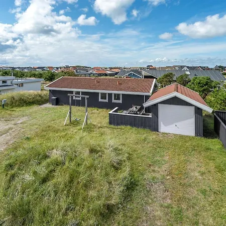 Siri - 400m From The Sea By Interhome Feriehus